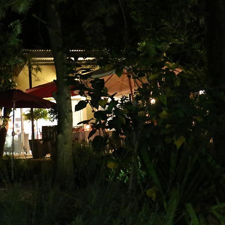 Village Boutique Hotel Otjiwarongo Buitenkant foto