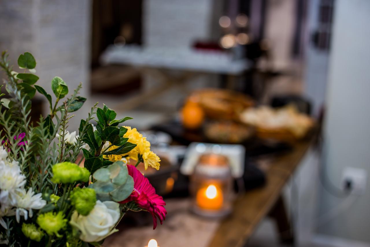 Village Boutique Hotel Otjiwarongo Buitenkant foto