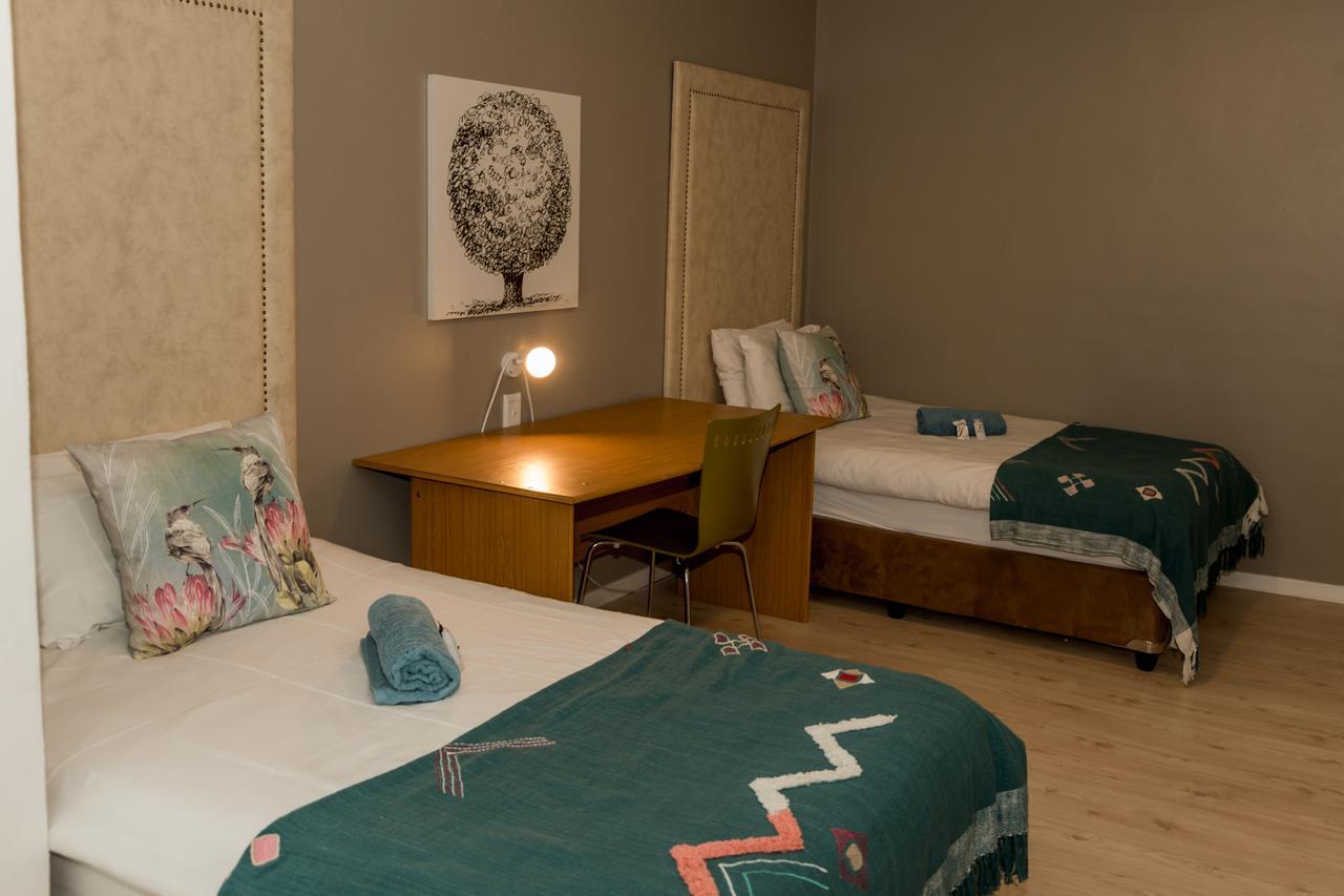 Village Boutique Hotel Otjiwarongo Buitenkant foto