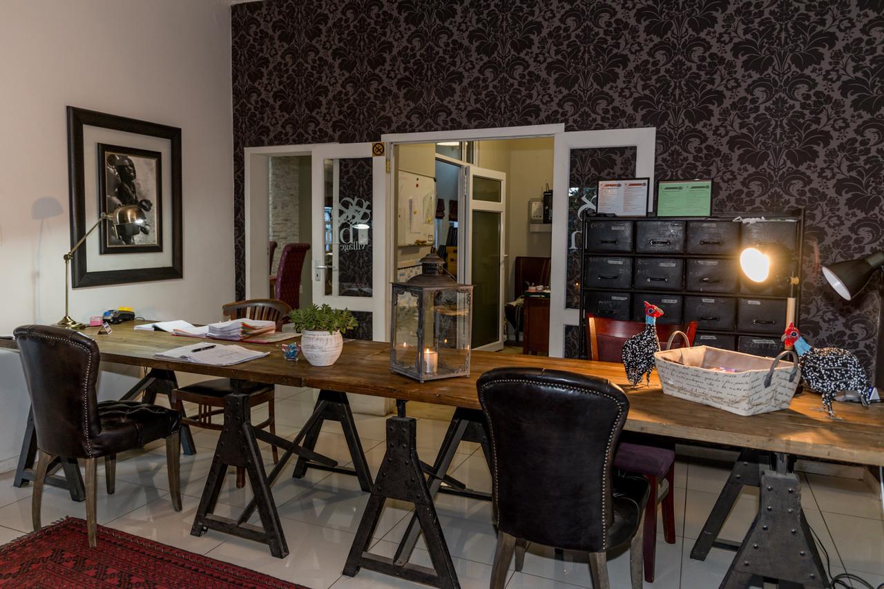 Village Boutique Hotel Otjiwarongo Buitenkant foto