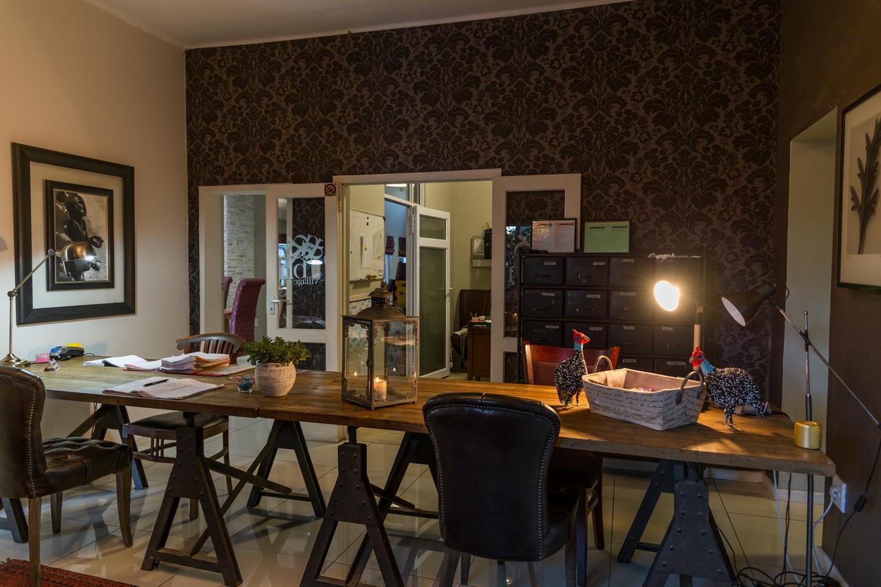 Village Boutique Hotel Otjiwarongo Buitenkant foto